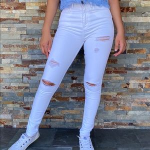 Holister high-rise white jeans
